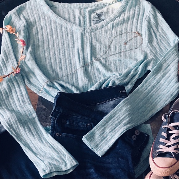 🆑 2/$5 | Ribbed V-Neck - Picture 4 of 7